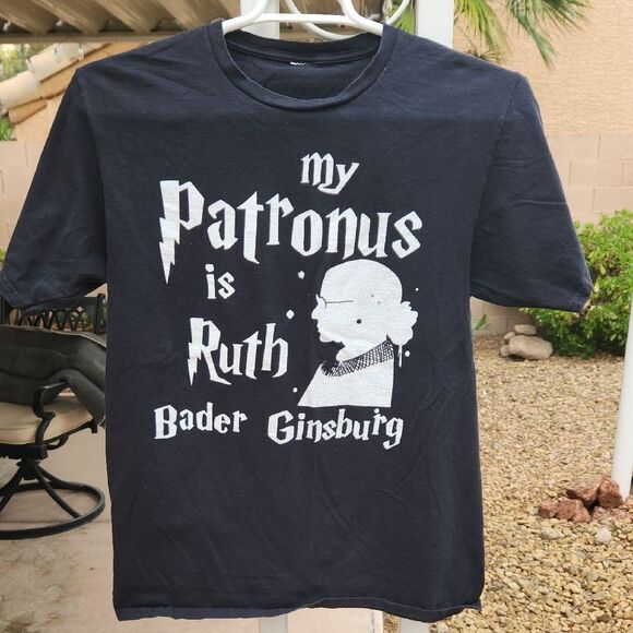 Black Graphic Tee - Ruth Bader Ginsburg Design Womens Medium - Picture 1 of 2
